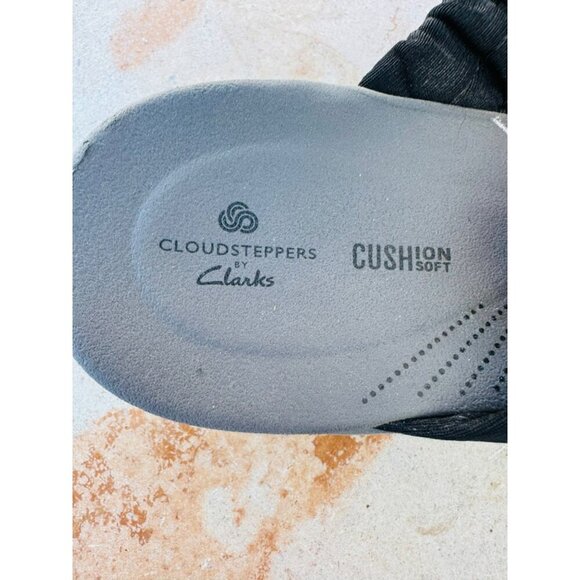 Clarks Women's Black Sandals - Picture 6 of 16